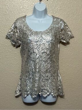 Angie Elegant Silver Lace Short-Sleeve Top. NWOT